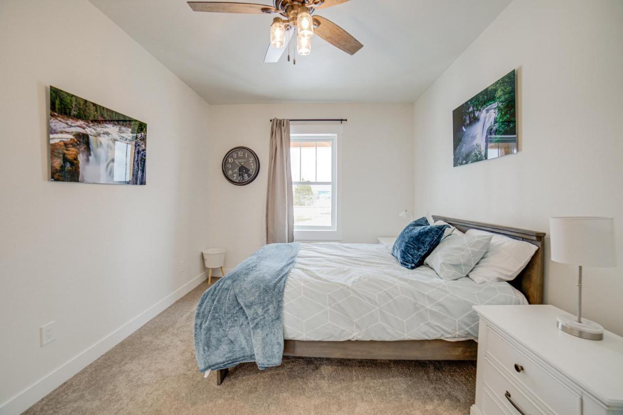 Teton Valley Getaway With Private Deck And Hot Tub! Ashton Zewnętrze zdjęcie